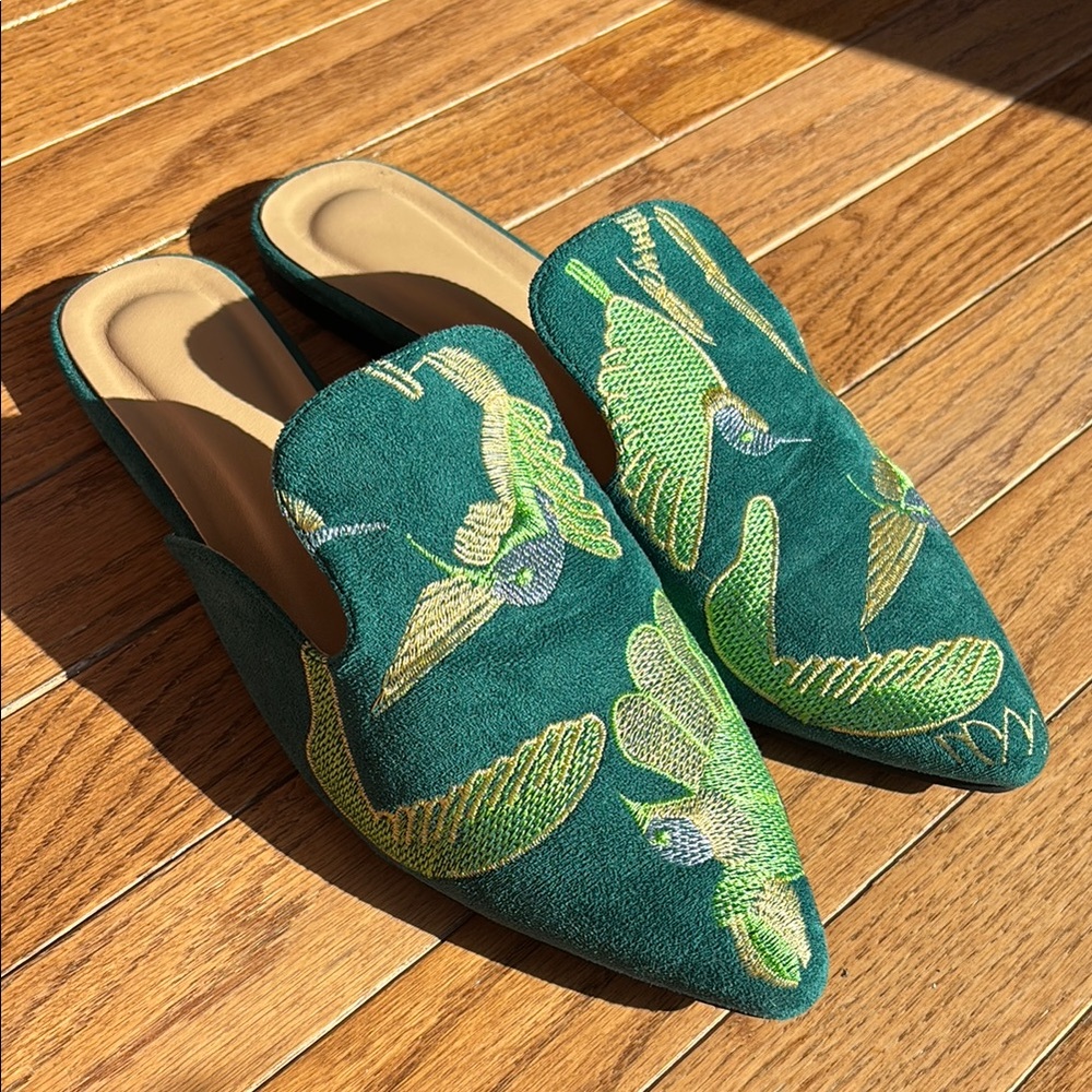 SHEIN Embroidered Hummingbird Green Slip-On Women's Pointed Toe Flats